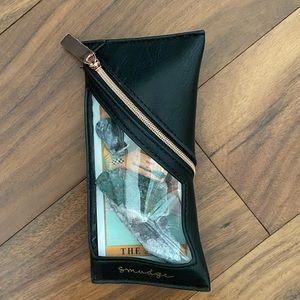 Smudge Wellness Glow Spell crystals